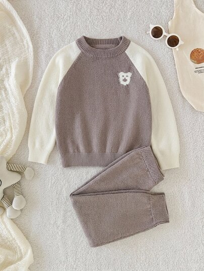 SHEIN Little Boys Camel Bear Jacquard Knit Sweater & Pants Two Piece Set, Raglan Long Sleeve Fall Winter Outfit, Soft Christmas Halloween Daily Wear