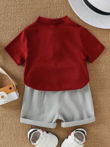 SHEIN Playful Pals 2 piezas Conjunto completo de camiseta de manga corta con cuello alto elegante y minimalista y pantalones de color contrastante para niño bebé, adecuado para ropa de verano para niños pequeños - Multicolor - Ver 2