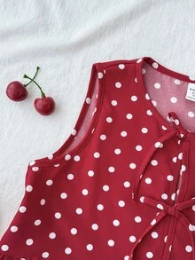 SHEIN 少女T恤套装，休闲日常圆领红色波点纹理面料蝴蝶结露背吊带背心和短裤两件套 - 紅色 - 查看 6