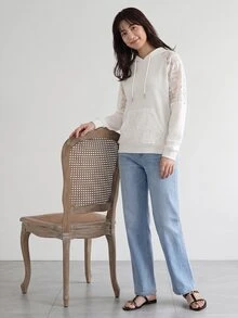 Yumoku 女款秋冬蕾絲拼接交叉設計羅紋休閒連帽衫，長袖上衣，休閒風 - 白色 - 查看 4