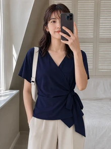 SHEIN LUNE 蝙蝠袖側綁結式包覆上衣，休閒風 - 藏蓝色 - 查看 1