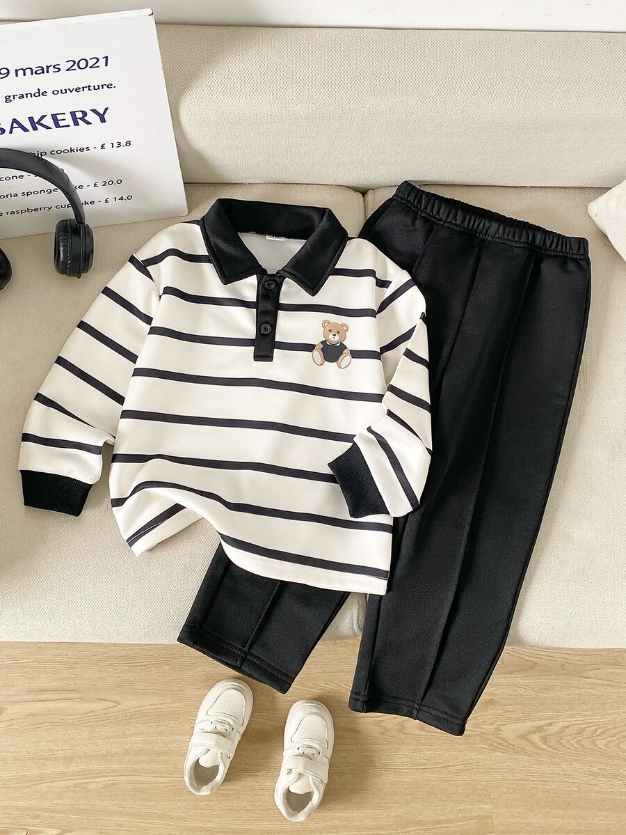 SHEIN Playful Pals Boys' Spring/Autumn Striped Sweatshirt With Faux Embroidery Cute Bear Pattern, Simple Casual Style, Turn-Down Collar, Half-Button Front, Long Sleeve Pullover Top With Black Long Pants Set, Suitable For Outings, Casual Wear, Daily Sports