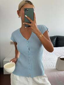 DAZY 女款純色修身V領彈性薄款休閒夏季開襟衫 度假風 - 藍色 - 查看 6
