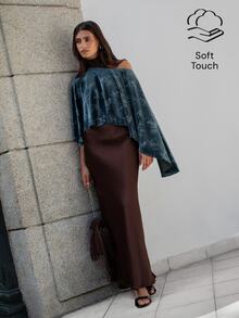 Nöista Green Floral Velvet Cape Top With Boat Neck & Asymmetric Hem.Wedding Guest,Special Occasion Looks.Elegant. Fall, Autumn Winter Women's Formal Wear. - Blue - View 3