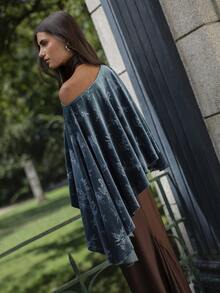Nöista Green Floral Velvet Cape Top With Boat Neck & Asymmetric Hem.Wedding Guest,Special Occasion Looks.Elegant. Fall, Autumn Winter Women's Formal Wear. - Blue - View 2