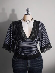 SHEIN ICON Top Talla Grande Y2K Vintage Sexy Estampado de Leopardo Cuello en V Patchwork de Encaje Manga Acampanada - Blanco y Negro - Ver 2