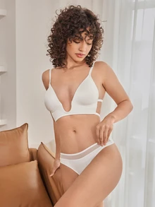 Ocili Women's Solid Color Casual Everyday Spaghetti Strap Bra - White - View 3