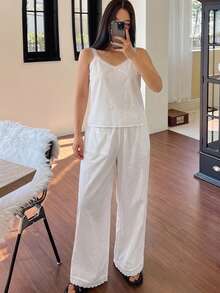 DAZY 2pcs/Set Women's Lace Patchwork Sleeveless Camisole Top & Straight Leg 5-Point Pajama Pants Sleepwear Set - White - View 6