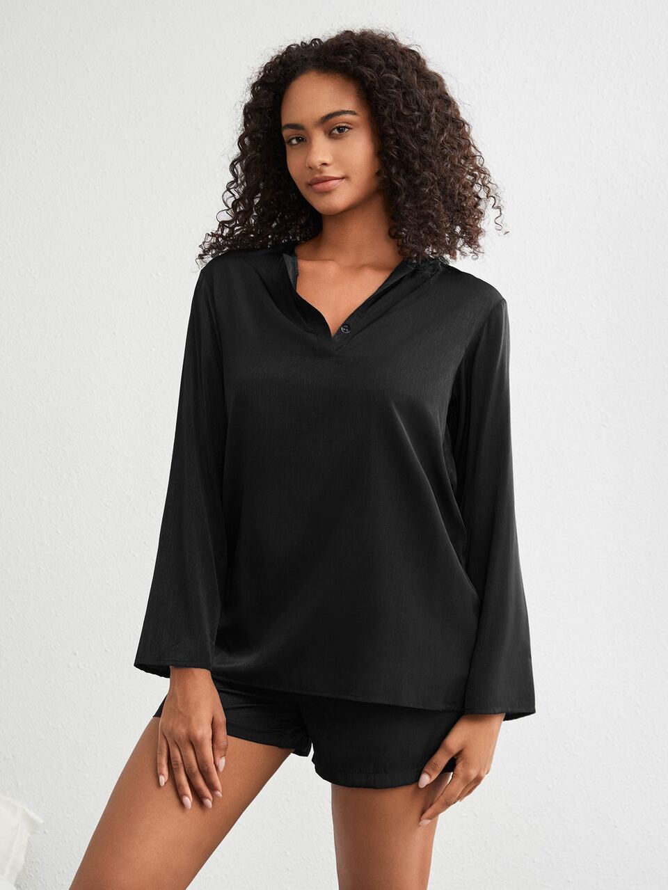 Leisure Cupro Satin Loose Long-Sleeved Shorts Casual Suit-Black