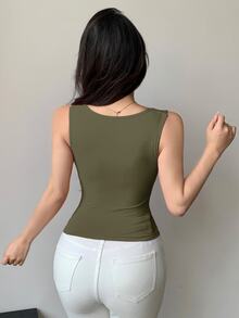 DAZY 女士性感简约无袖吊带背心，荷叶边胸部设计，夏季休闲装 - 軍綠色 - 查看 3