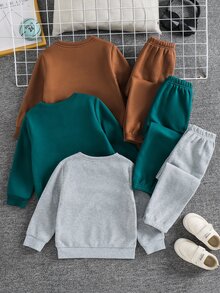 SHEIN 小男孩休閒可愛圓領衛衣與寬鬆長褲兩件套，3款多件組，適合通勤、上學、日常休閒、旅行、運動，四季皆宜。男孩冬季套裝、男孩運動套裝、男孩冬季服裝組，綠色、復古、聖誕 - 彩色 - 查看 2