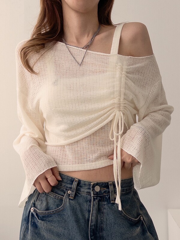 DAZY Women's Solid Color Asymmetric Shoulder Ruched Casual Everyday Long Sleeve T-Shirt