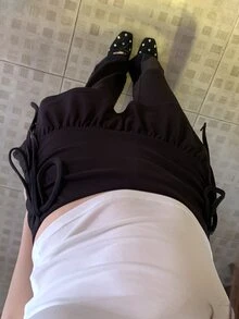 DAZY Celana Panjang Kasual Wanita Gaya Korea 2 in 1 Warna Polos dengan Hiasan Ruffle untuk Musim Gugur - Hitam - View 3