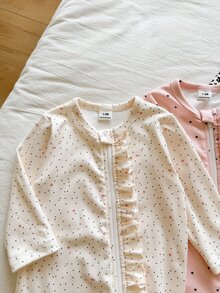 SHEIN Vintaside Kids 新生兒拉鍊連身褲 2 件套 前方荷葉邊長袖 搭配蝴蝶結毛帽 黑白豹紋 粉黑米白色 - 彩色 - 查看 8
