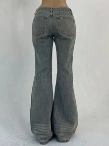DAZY Women's Front Button Pocket Simple Casual Flared Jeans Low Rise Jeans - Blue - View 4