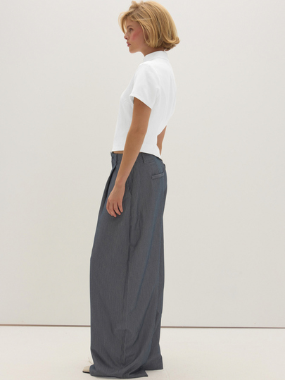 MUSEYN White Woven High Neck Structured Long Drape Side Top  Everyday Casual Fall New Season Capsule Wardrobe
