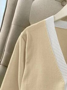 SHEIN Franclia Cardigan V-Neck Slim Fit Gaya Korea Minimalis dengan Blok Warna untuk Musim Semi/Gugur Terbaru, Enerjik & Awet Muda, Serbaguna untuk Wanita - Aprikot - View 4