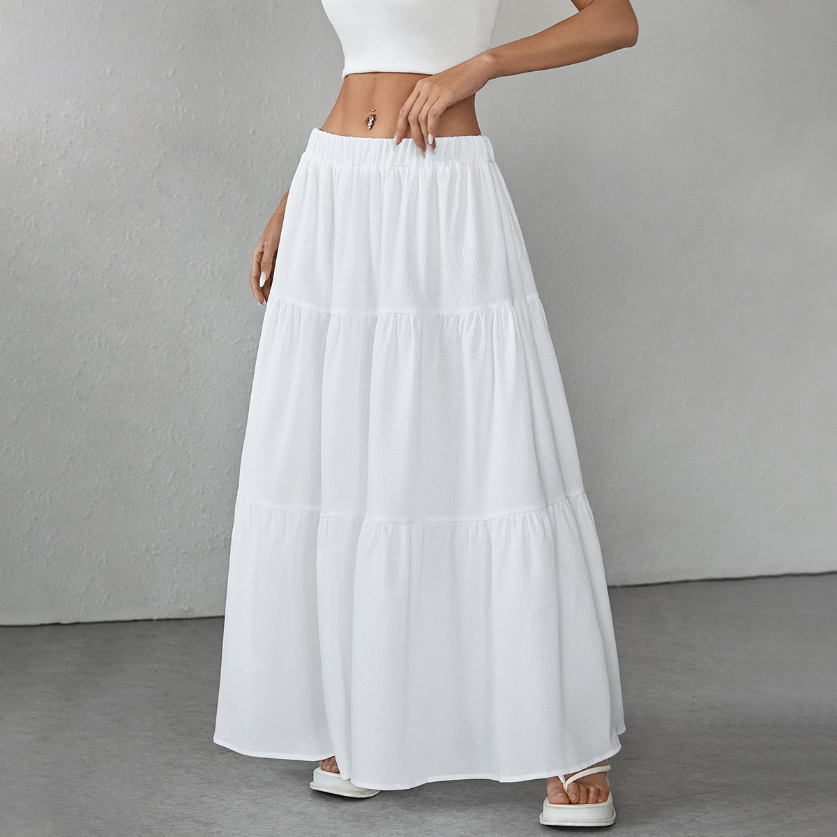 Solid Ruffle Hem Schiffy Skirt ,Petite Women