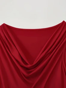 SHEIN Franclia 女士纯色褶皱领口开衩下摆无袖优雅连衣裙 红色晚礼服 红色缎面连衣裙 红色婚礼宾客礼服 红色伴娘礼服 红色垂领连衣裙 红色优雅连衣裙 红色连衣裙 女士连衣裙 优雅经典女士连衣裙 正式女装 女士连衣裙 女士优雅套装 惊艳连衣裙 红毯礼服 女士正式场合礼服 女士奢华连衣裙 高品质连衣裙 - 紅色 - 查看 5