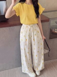 SHEIN Kids Tween Girl Tween Girls Fashion Casual Knit Round Neck Short Sleeve Top & Ditsy Floral Long Pants Set - Yellow - View 2