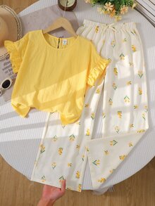 SHEIN Kids Tween Girl Tween Girls Fashion Casual Knit Round Neck Short Sleeve Top & Ditsy Floral Long Pants Set - Yellow - View 1