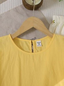SHEIN Kids Tween Girl Tween Girls Fashion Casual Knit Round Neck Short Sleeve Top & Ditsy Floral Long Pants Set - Yellow - View 4