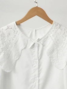 SHEIN 女孩甜美白色上衣，鏤空蕾絲大彼得潘領，前領結單排扣長泡泡袖上衣，寬鬆版型 - 白色 - 查看 3