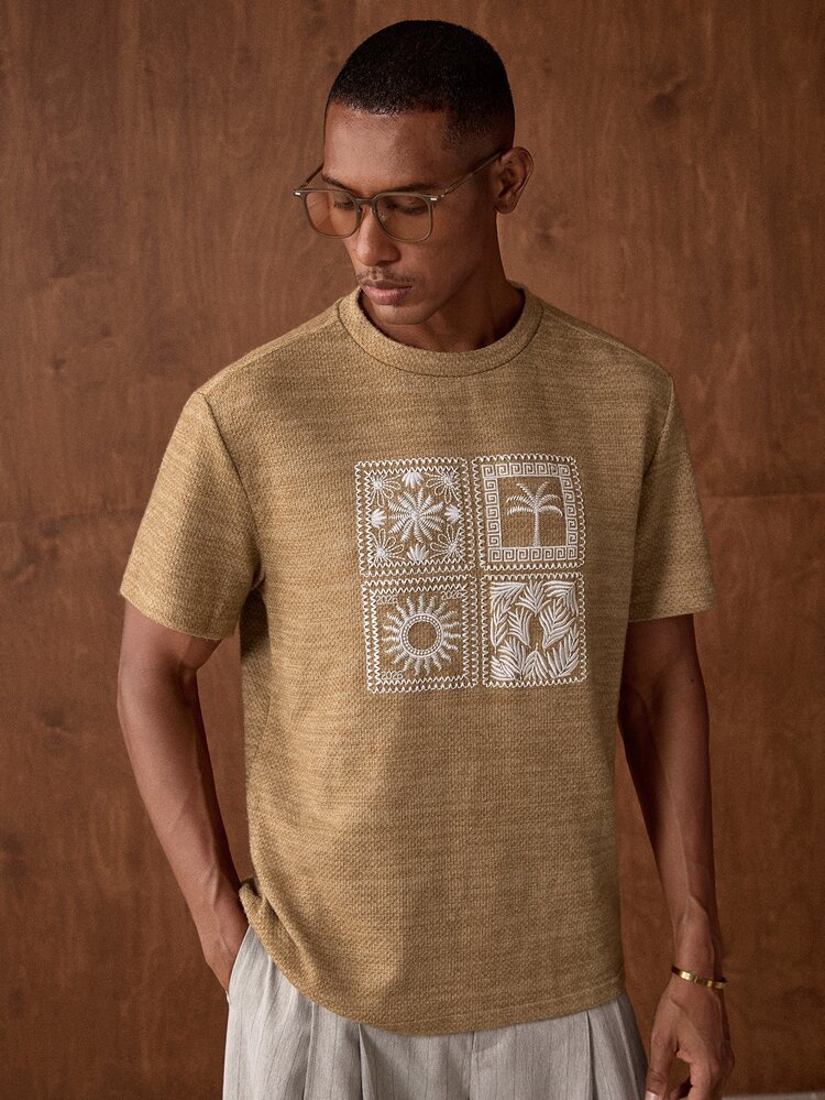 HIMLAND Men's Coconut Tree Pattern Casual Versatile Daily Wear Short Sleeve T-Shirt - Khaki - View 4