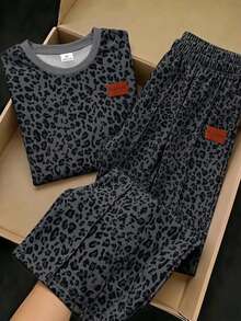 SHEIN Genkimix Kids 2件組少女休閒寬鬆落肩豹紋中袖運動衫與運動長褲，適合秋冬休閒、日常穿著與校園穿著，適用聖誕節、女孩冬季服飾、聖誕套裝、派對穿著、日常穿著、校園穿著、生日套裝、公主套裝、母女與姐妹搭配，灰色適合小男孩，休閒青少年穿著，青少年兒童休閒穿著 - 深灰色 - 查看 4