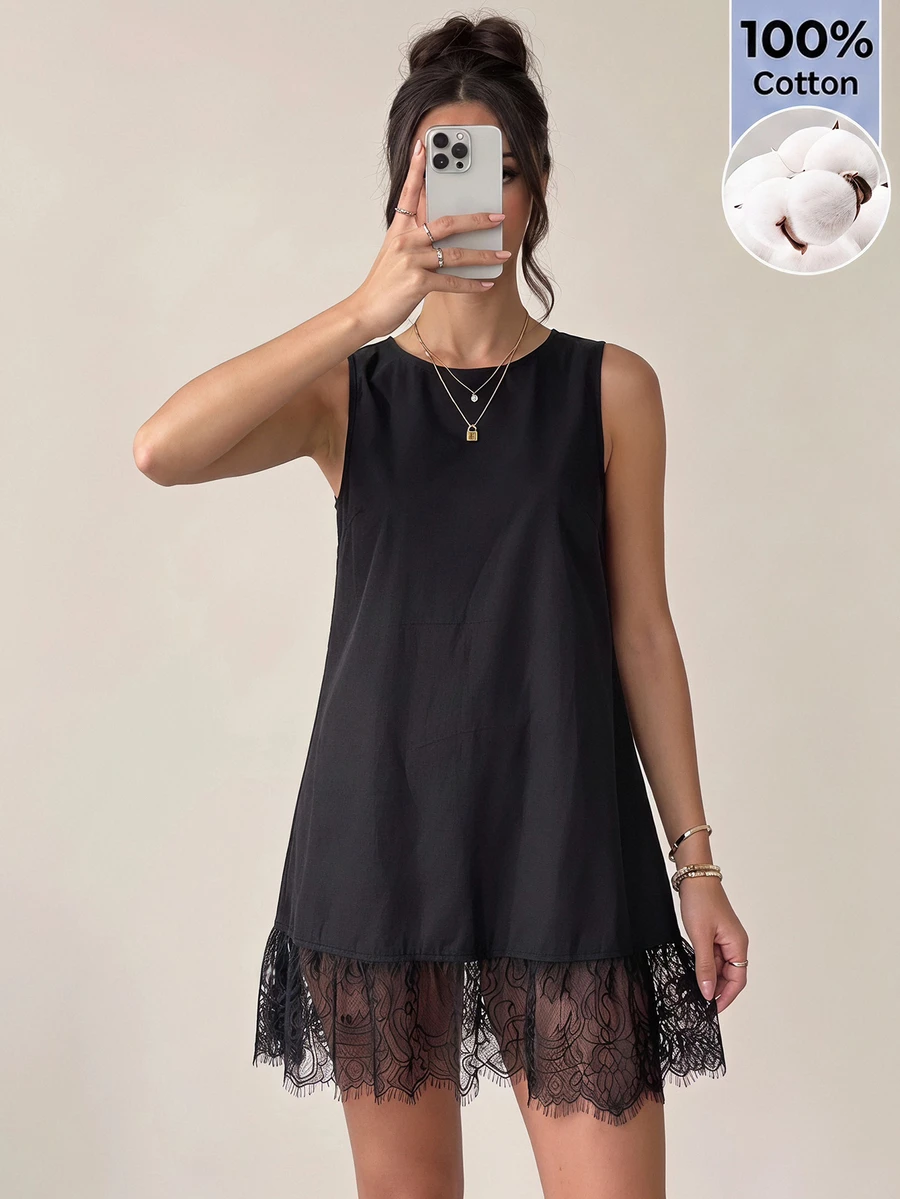 SHEIN PETITE Vestido mini de algodón sin mangas con cuello redondo y dobladillo de encaje, adecuado para uso casual, playa, vacaciones, primavera/verano, vestido shift negro sin mangas para mujer con delicado dobladillo de encaje y cuello redondo, tacto suave de algodón para verano, vestido de verano, vestidos de primavera, vestido de playa, vestidos casuales para mujer, vestido de vacaciones, vestido con volantes, vestido negro para mujer, vestidos de verano para mujer - Negro - Ver 1
