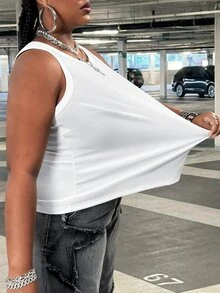SHEIN CURVE+ 大尺碼女款休閒優雅 70 年代亮片基本修身白色露肩背心，舒適面料，適合夏季派對、健身房、晚餐 - 白色 - 查看 9