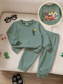 SHEIN 2件組嬰兒男寶上衣，清新仙人掌與太陽印花，圓領長袖，搭配收口長褲，寬鬆版型，活動不受限 - 綠色 - 查看 3