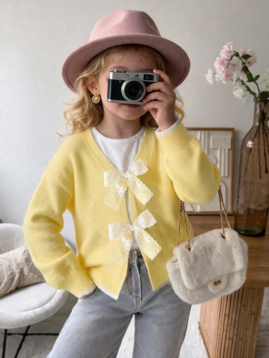 SHEIN كارديجان أطفال للبنات الصغيرات خريف/شتاء أصفر ضيق بياقة دائرية، جاكيت صوف محبوك للأطفال، ملابس خريفية - أصفر - مشاهدة 1