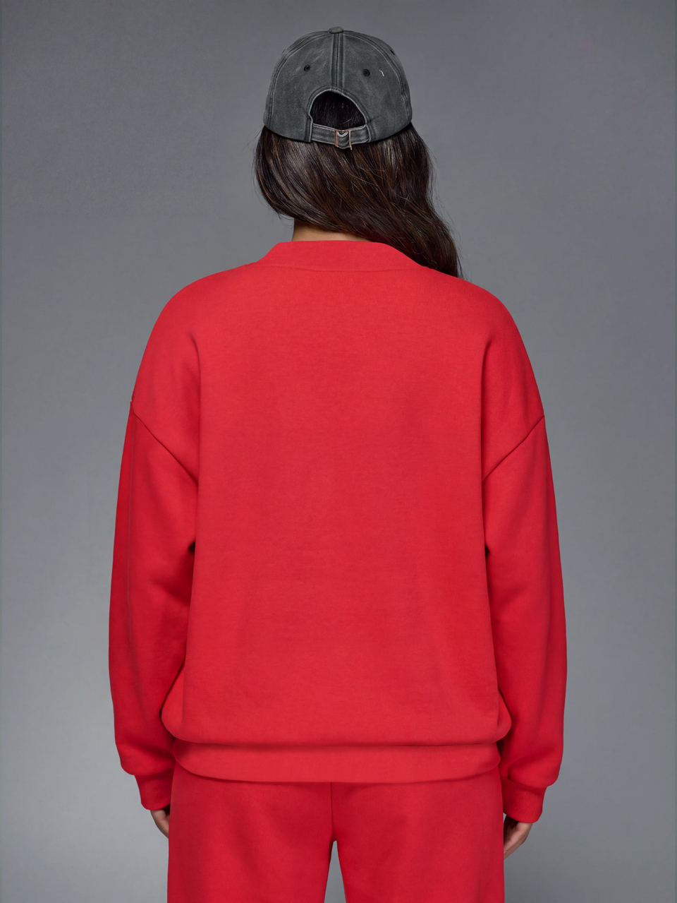 MISSGUIDED Boxy Fit Oversized V-Neck Button-Front Cardigan Sweatshirt With Patch Pockets And Ribbed Cuffs Cozy Fall Winter Loungewear