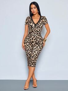 SOLERSUN Women's Vintage Leopard Lace Trim V-Neck Capri Jumpsuit With Belt,Lace Patchwork Slim Fit Jumpsuit - Brown - View 6