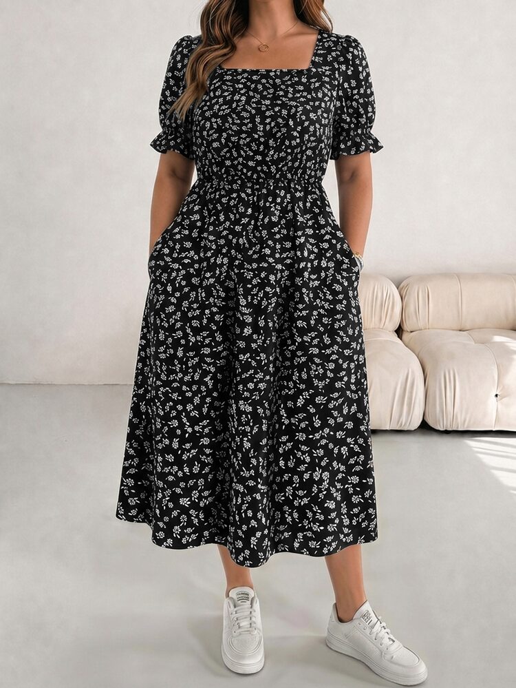 SHEIN Essnce Gaun Wanita Lengan Pendek Ukuran Besar Motif Bunga Romantis Kasual untuk Liburan, Cocok untuk Musim Semi/Panas, Gaun Hitam - MultiWarna - View 3