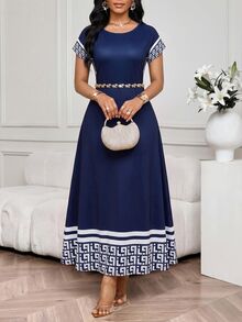 SHEIN Lady Plus Size Women's Color Block Casual Daily Summer Travel Dress - Navy Blue - View 2