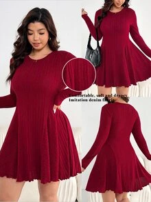 SHEIN Essnce 大尺碼女款秋冬時尚休閒寬鬆舒適日常保暖磨毛收腰長袖酒紅色短洋裝，秋季穿搭，曲線洋裝，簡約風格，新年洋裝，聖誕洋裝 - 酒紅色 - 查看 1