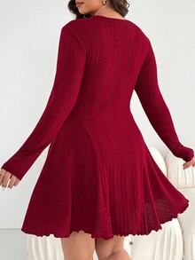 SHEIN Essnce 大尺碼女款秋冬時尚休閒寬鬆舒適日常保暖磨毛收腰長袖酒紅色短洋裝，秋季穿搭，曲線洋裝，簡約風格，新年洋裝，聖誕洋裝 - 酒紅色 - 查看 2