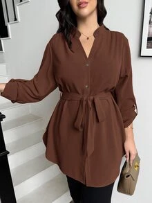 SHEIN Essnce 大尺碼女款秋冬春季休閒優雅寬鬆長袖棕色長版襯衫，V領開襟，職場辦公正式上衣，教師上衣，秋季上衣 - 棕色 - 查看 9