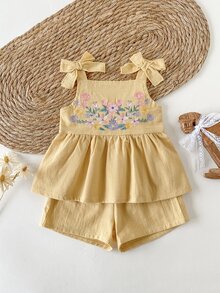 SHEIN 2件組幼兒女嬰背心短褲套裝，可愛甜美公主風，黃色花卉刺繡蝴蝶結，無袖方領，休閒海灘夏季芭蕾獨角獸套裝 - 黃色 - 查看 1