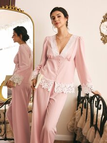 Côtesoire French Elegant Romantic Hollow Embroidery Lace Patchwork Pearl Button Jacquard Woven Women's Pajama Set - Pink - View 2
