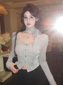 DAZY 女款素色休閒百搭長袖T恤，適合日常穿著 - 灰色 - 查看 1