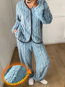 DAZY 冬季紋理毛絨布料對比色蕾絲拼接寬鬆女款睡衣套裝 - 藍色 - 查看 4