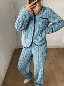 DAZY 冬季紋理毛絨布料對比色蕾絲拼接寬鬆女款睡衣套裝 - 藍色 - 查看 6