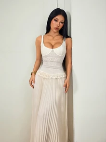 SHEIN PETITE 修身彈性魚骨浪漫波西米亞風優雅低胸百褶洋裝 蕾絲飾邊 純色米白色 長款 婚禮度假夏季 - 米色 - 查看 7