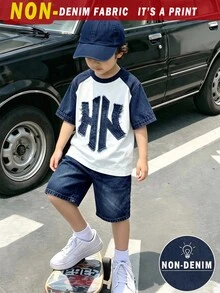 幼兒男童丹寧印花字母圖案落肩袖T恤與短褲套裝，夏季街頭風2件式套裝，對比色T恤配彈性腰短褲 - 彩色 - 查看 1