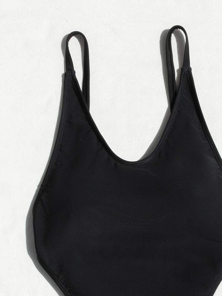Swim SXY Summer Beach Ladies Sexy Stylish Hollow Out One-Piece Swimsuit With Circular Rings Connection - Black - View 5