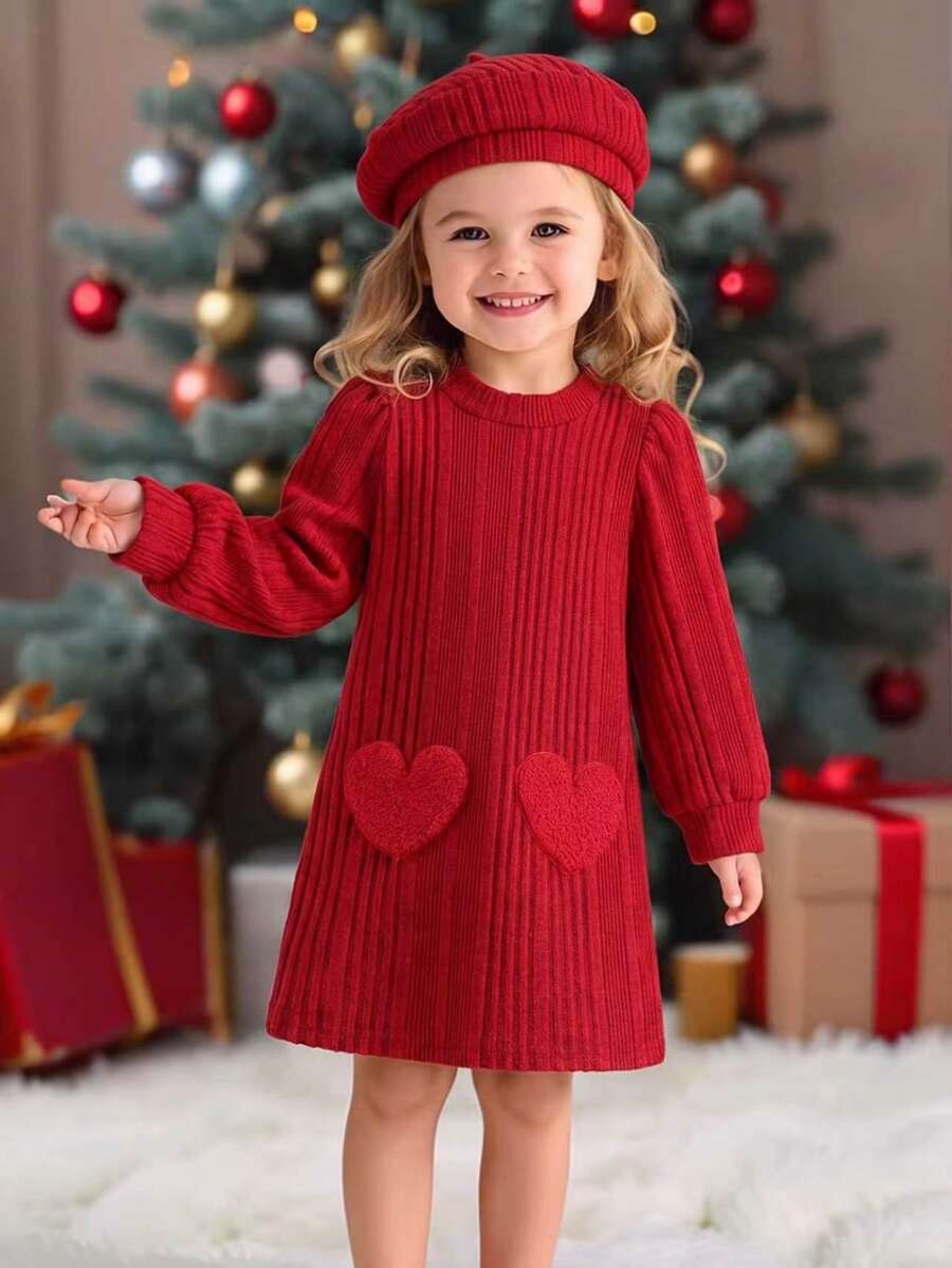 SHEIN Elladie kids 女童聖誕紅色羅紋針織衛衣洋裝,可愛長袖小立領愛心裝飾長版套頭上衣與貝雷帽2件組,秋季穿搭 - 酒紅色 - 查看 1