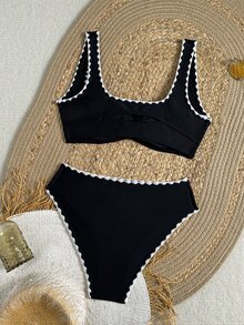 Swim Basics 女士夏季沙滩纯色贝壳边饰粗肩带前褶皱镂空露背比基尼上衣和短裤休闲度假泳装套装 - 黑色 - 查看 4